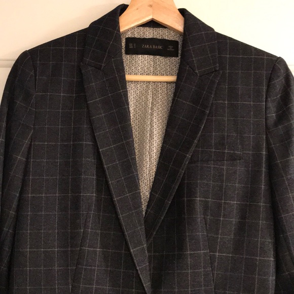 Zara jacket size M (used in excellent conditions) - Picture 2 of 3